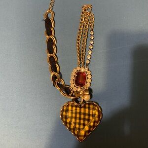 Beautiful Betsey Johnson Oversized Heart Chunky Necklace-Chain Toggle.